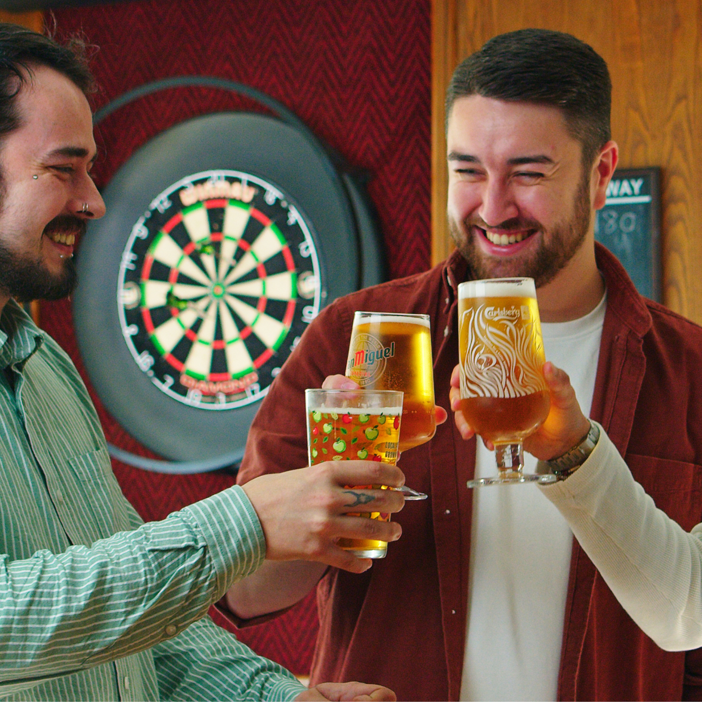 Raise a glass This Father's Day at The Red Lion in Brereton, Rugeley!
